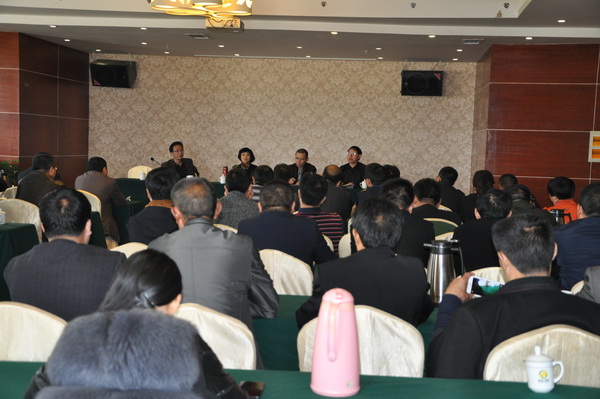 圖四 楊慧君董事長(zhǎng)專題報(bào)告會(huì)_調(diào)整大小.JPG