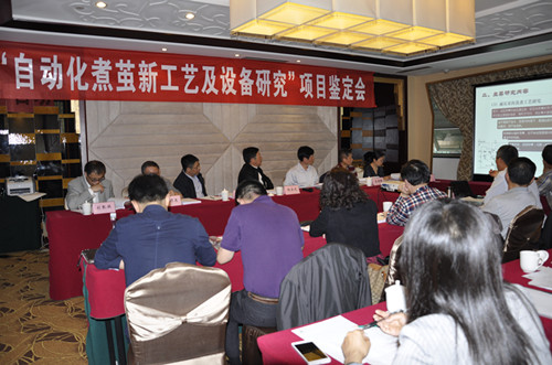 �b�����F��